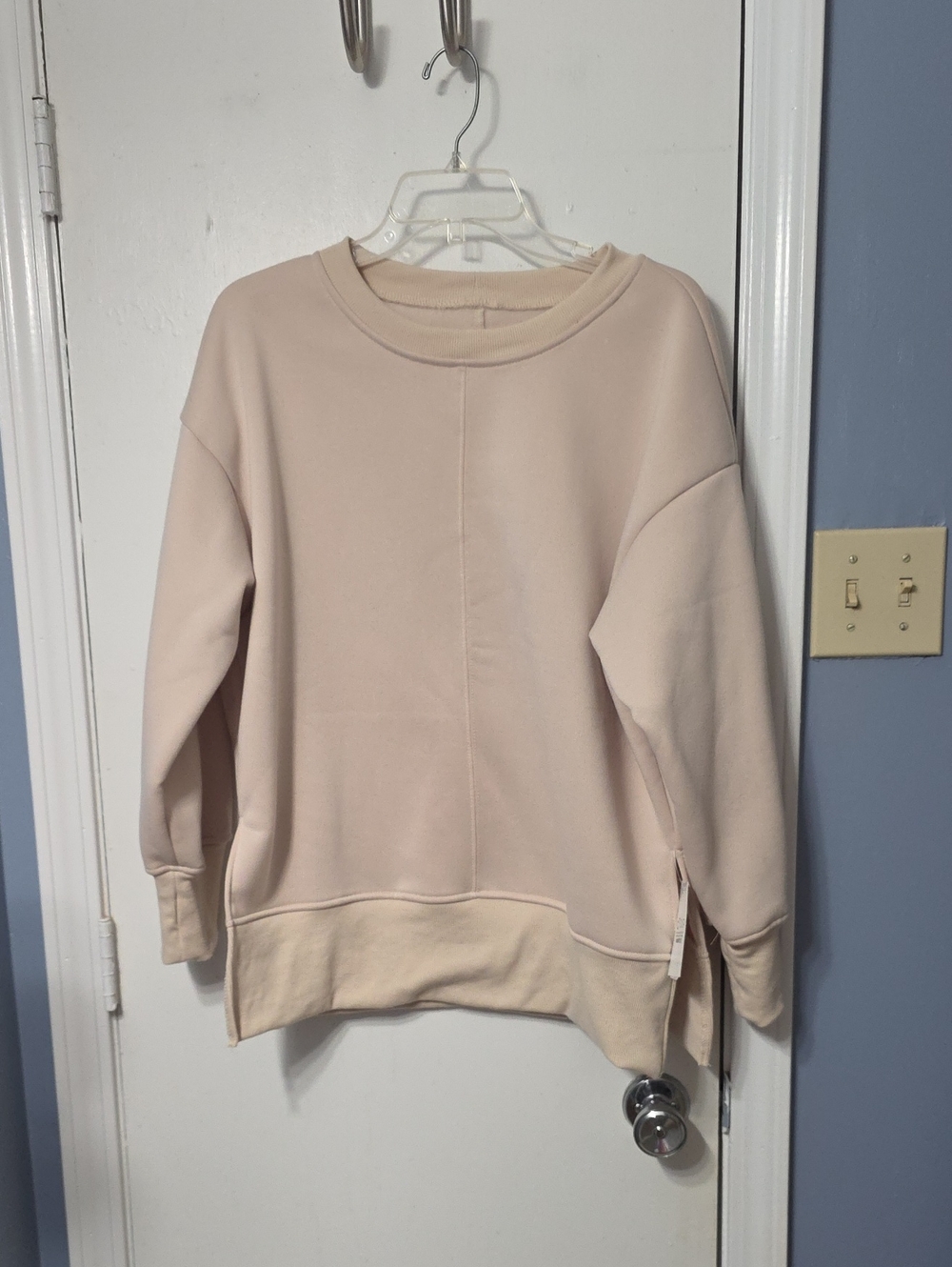 Relaxed Crewneck Sweatshirt in Light Beige